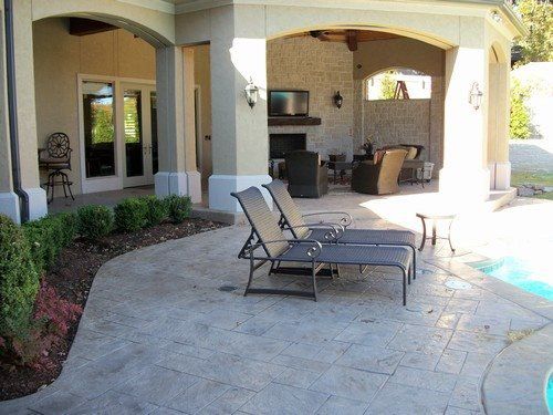 Pool Deck - Royal Ashlar (Almond with Dark Walnut & Silver Highlight)