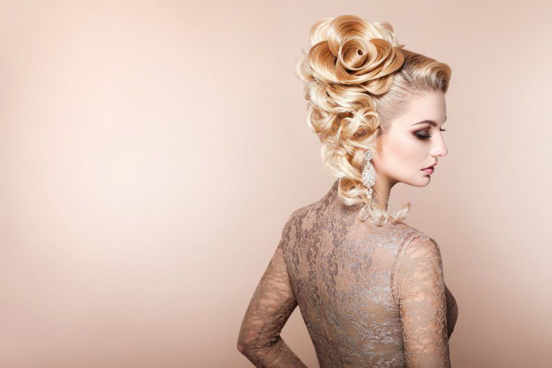 Midway Paris Beauty School