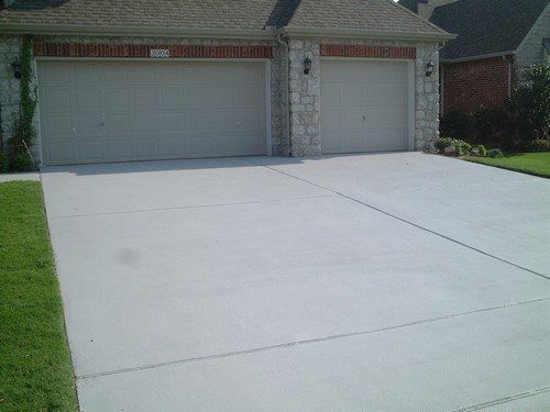 Broom finish - After (Concrete Gray)