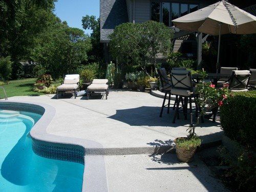 Spray Texture - Pool Deck & Patio (Concrete Gray with Silver color band)