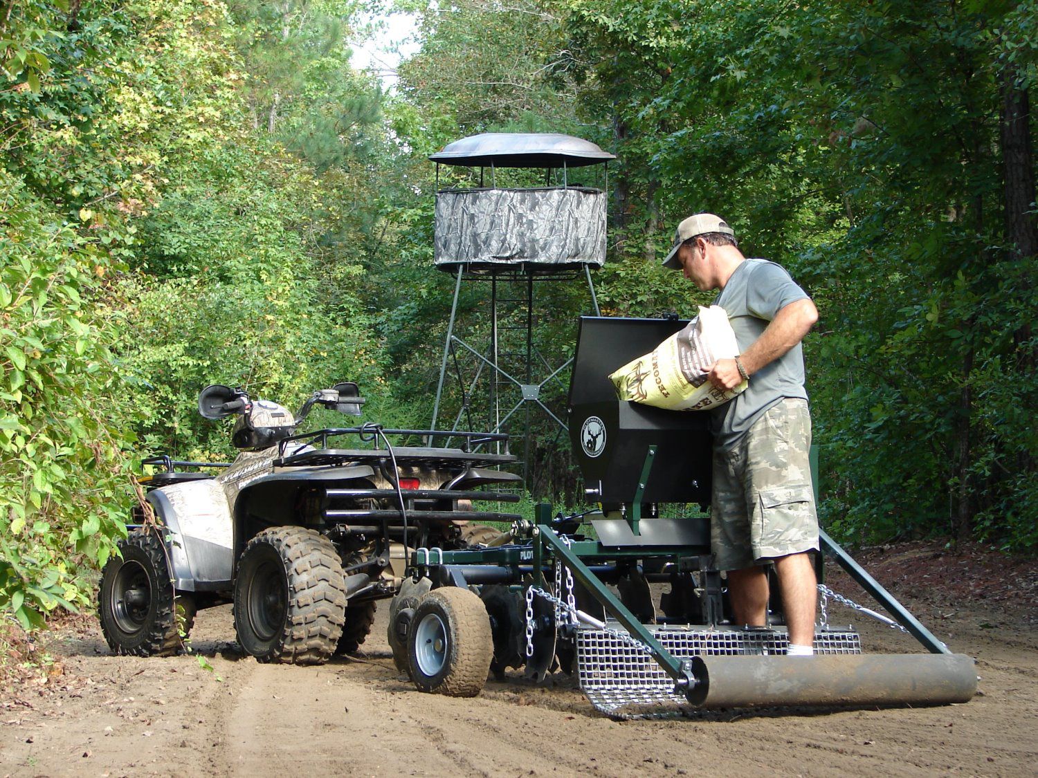 Food Plot Planters & Seeders Deer & Wildlife Plot Planters