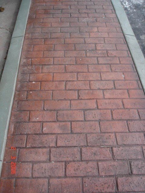 Stamped Concrete - Sidewalk - Running Bond Brick (Redwood with Charcoal)