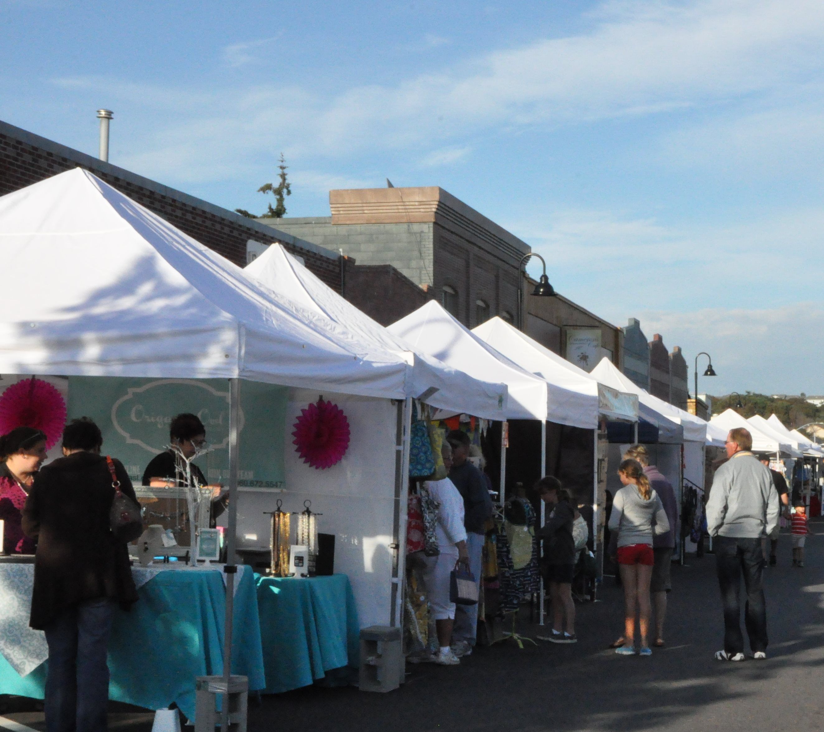 arts and crafts booth
