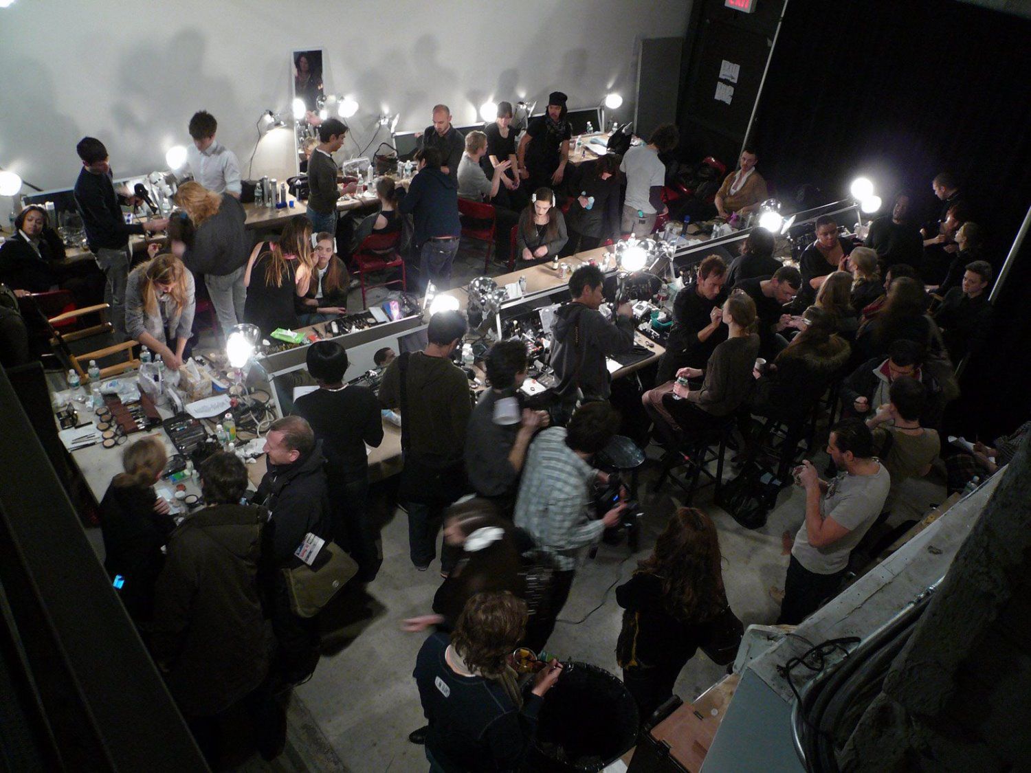 Midway Paris Beauty School